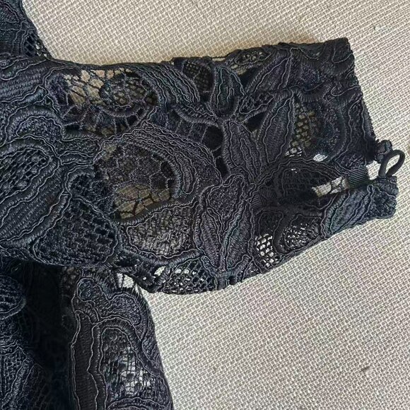 Classic Alexis Camila Floral Lace Midi Dress S/M Black Lace Event Cocktail - Picture 6 of 9